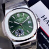 0322C62E-A3FD-43DE-A53C-758526739159 Patek Philippe Nautilus Argenté Vert Hommes