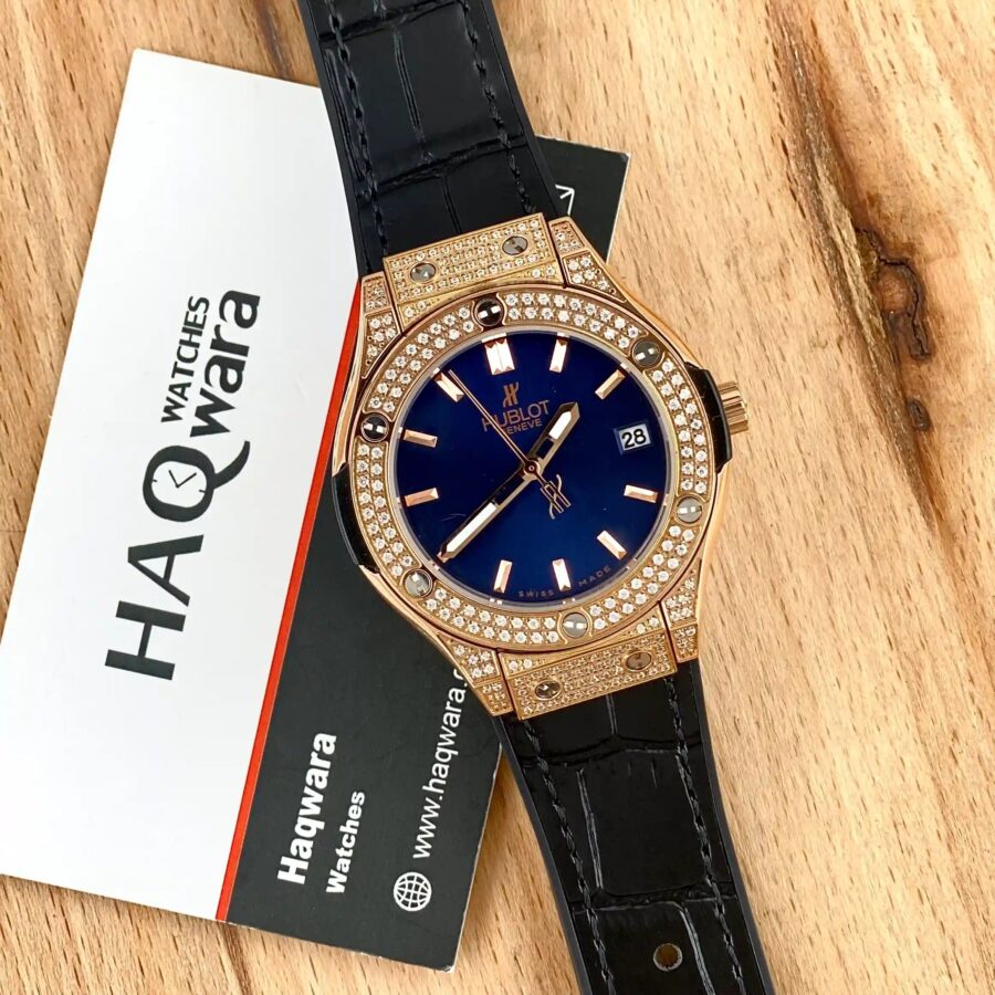 075BF1BD-FF44-4346-92C6-2673A0230E0C Hublot Classique Fusion Rose Bleu Noir & Piers Femmes
