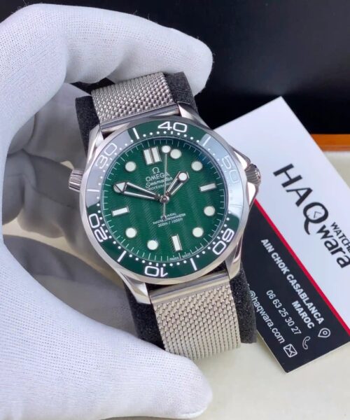 Omega Seamaster 007 Argenté Vert Hommes