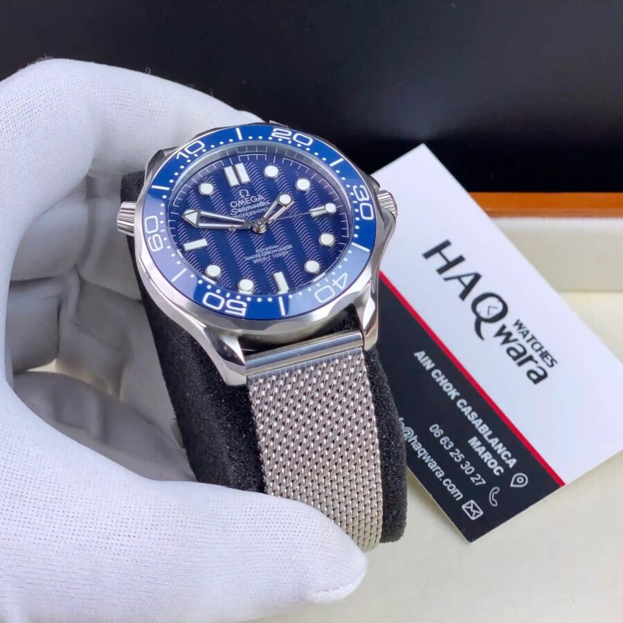 2B3C52B3-D928-408E-8083-AACD0064BD8D Omega Seamaster 007 Argenté Bleu Hommes