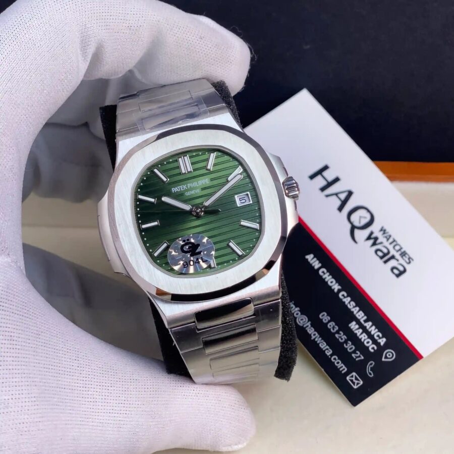 40A1D58A-9B59-4F7B-92F8-080AAED40224 Patek Philippe Nautilus Argenté Vert Hommes