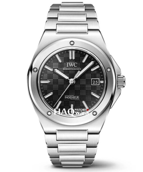 4CA75C9D-5FF9-42D6-A09A-E455BC4F0F5A IWC INGENIEUR Argenté Noir Automatique