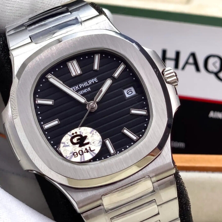 Patek Philippe Nautilus Argenté Noir Hommes