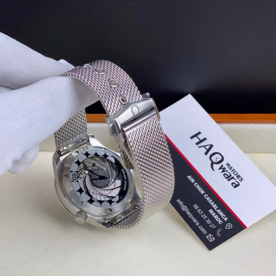 Omega Seamaster 007 Argenté Vert Hommes