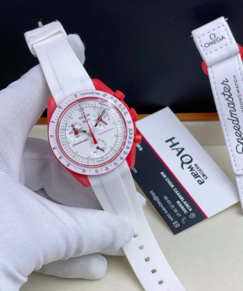 E8E58D6E-51D2-46DF-AC5A-60FE167AD8A6 Oméga X Swatch Rouge Blanc