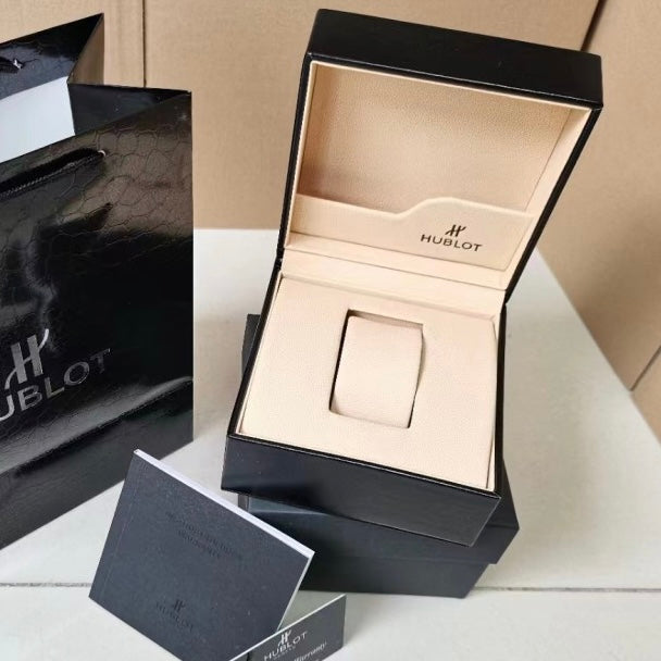 Hublot Classique Fusion Rose Noir & Piers Femmes